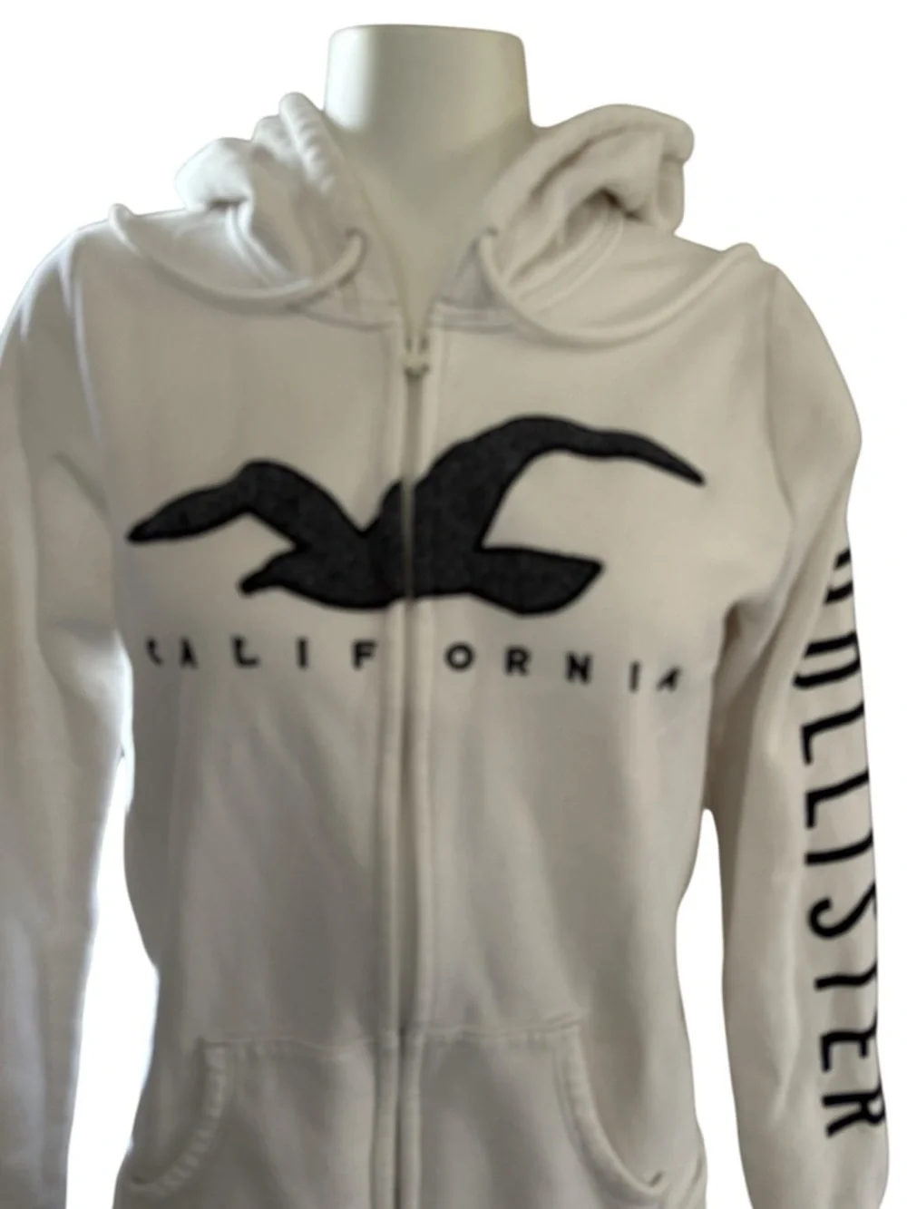 Hollister White Full-Zip Hoodie with Navy Logo - Picture 2 of 7